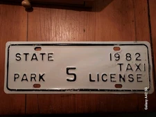 Mackinac Island  1982 State Park  Taxi  license  #5 plate