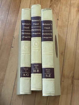 1966 Edition - Webster's Third New International Dictionary & 7 Language 