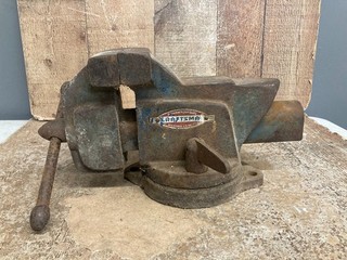VINTAGE CRAFTSMAN BENCH VISE 4" WIDE JAW Rare! Bullet Anvil Vise Vice OLD!