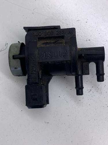 Volkswagen Golf IV 2002 Diesel 81kW Turbolader Druckwandler Magnetventil DRA8976
