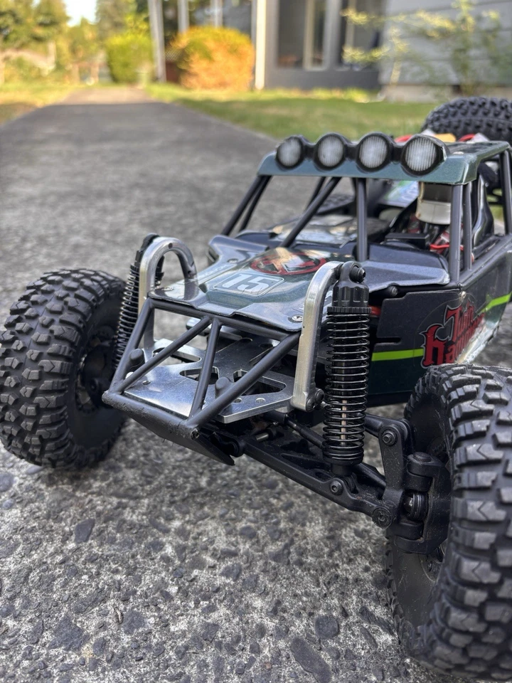 Martillos gemelos Vaterra 1.9 Rock Racer Foto 2 de 4