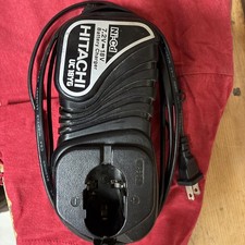 Hitachi UC 18YG Ni-Cd 7.2V - 18V Battery Charger Dock Black. Gently used.