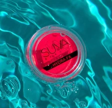SUVA Beauty UV Hydra FX Water-Activated Eyeliner in Scrunchie (Neon Pink)