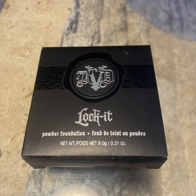 KVD Vegan Beauty Lock-It Powder Foundation - 115 Fair KAT VON D