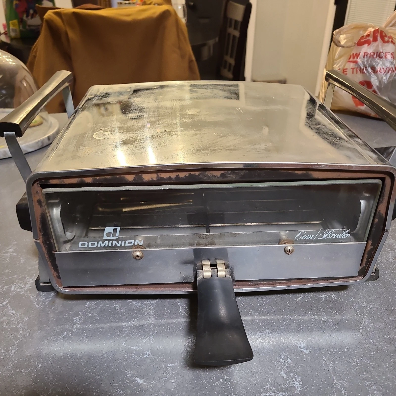 Vintage Dominion Oven Broiler Toast & Roast Retro 1950s Kitchen Appliance #2520
Opens in a new windo