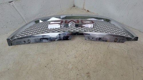 2011-2012 GMC ACADIA DENALI CHROME HONEYCOMB FRONT UPPER GRILLE GRILL EMBLEM - 第 11/16 張圖片