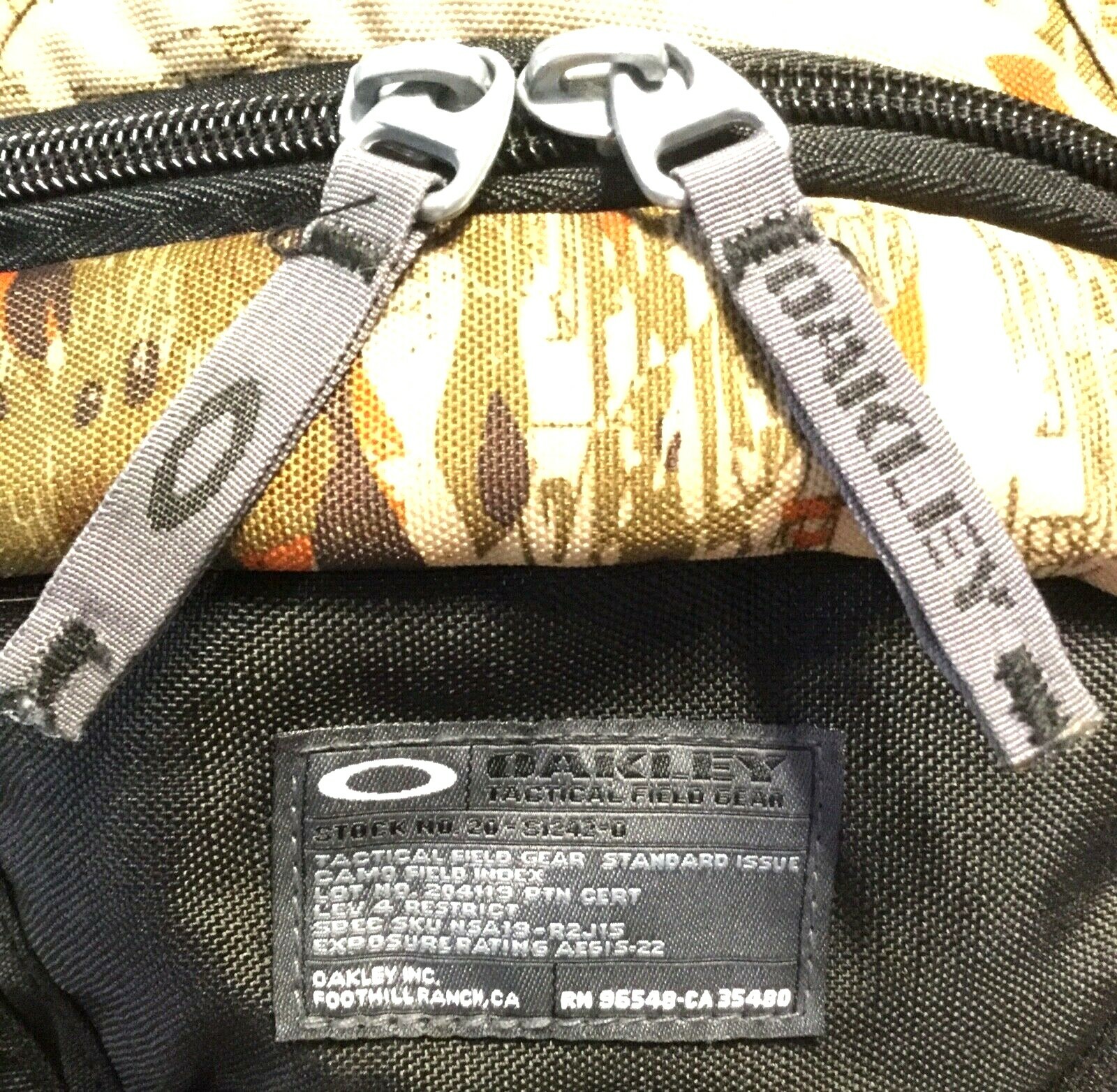 RARE OAKLEY TACTICAL FIELD GEAR BACKPACK Camouflage w… Gem