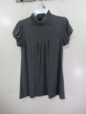 Urban Behavior Top Size M Gray High Neck Short Sleeve Pull Over