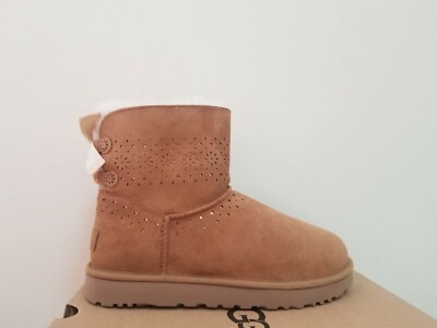 Ugg Australia  Women's Dae Perf Sunshine Boots  Size 8 NIB