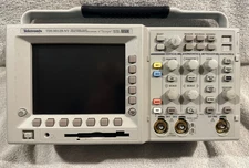 Tektronix TDS 3012B-NV 2Ch Color Digital Phosphor Oscilloscope 100 MHz 1.25 GS/s