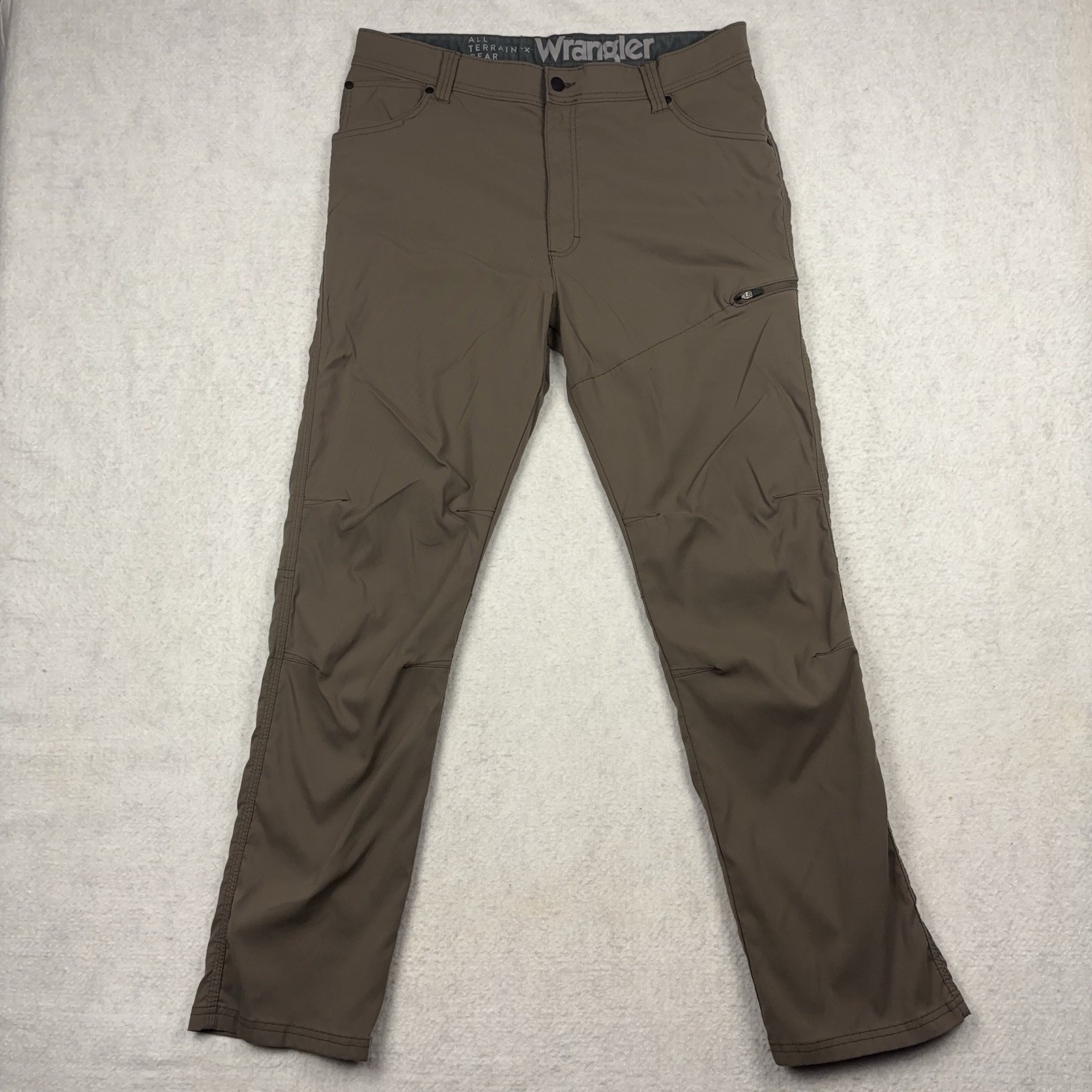 Wrangler Pants Men's 38x32 (Fits 35x32) All Terrain Gear ATG Outdoor Stretch