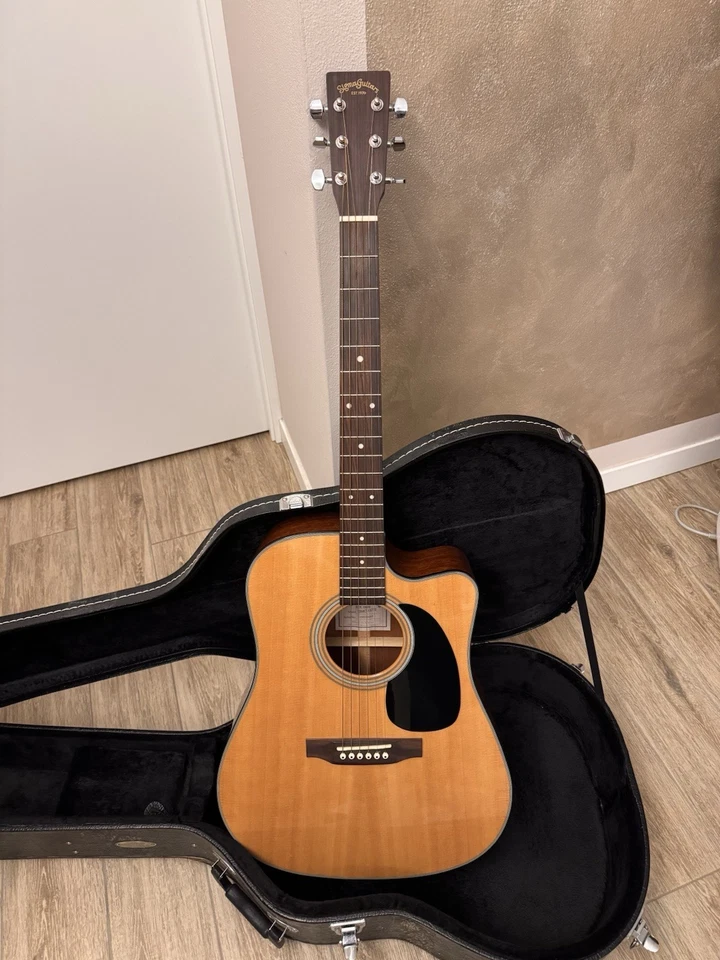 Sigma DMC-1STE Chitarra Acustica – Cutaway, Preamp Integrato Fishman - Image 2 of 4