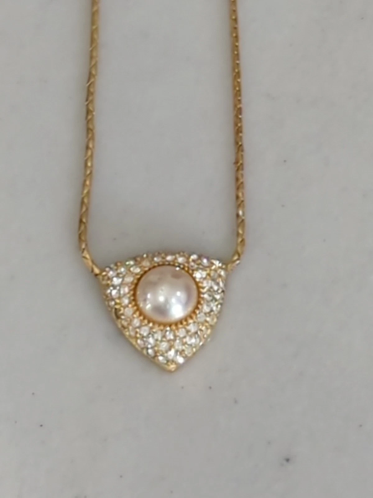 Collier bijou vintage années 80 signé Christian Dior strass perles ton or