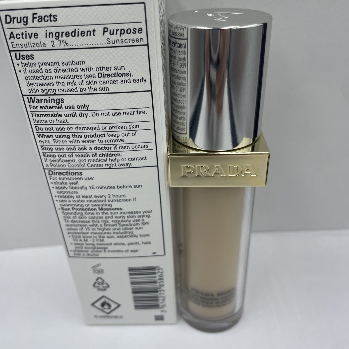 PRADA Reveal LW5 Foundation. Skin Optimizing Sunscreen, NEW. SPF
