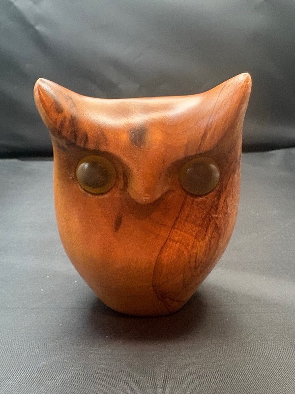 Vintage Made in Oregon Myrtlewood MCM Wood Owl Golden Eyes