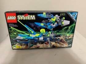 LEGO Insectoids: Cosmic Creeper (6837)/Bi Wing Blaster (6905)/Beta Buzzer (6817)