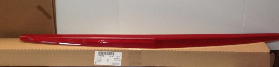 Cadillac DTS 2006-2011 montaje alto tercer freno LED rojo lámpara de parada nuevo OEM 85535142 Foto 2 de 4