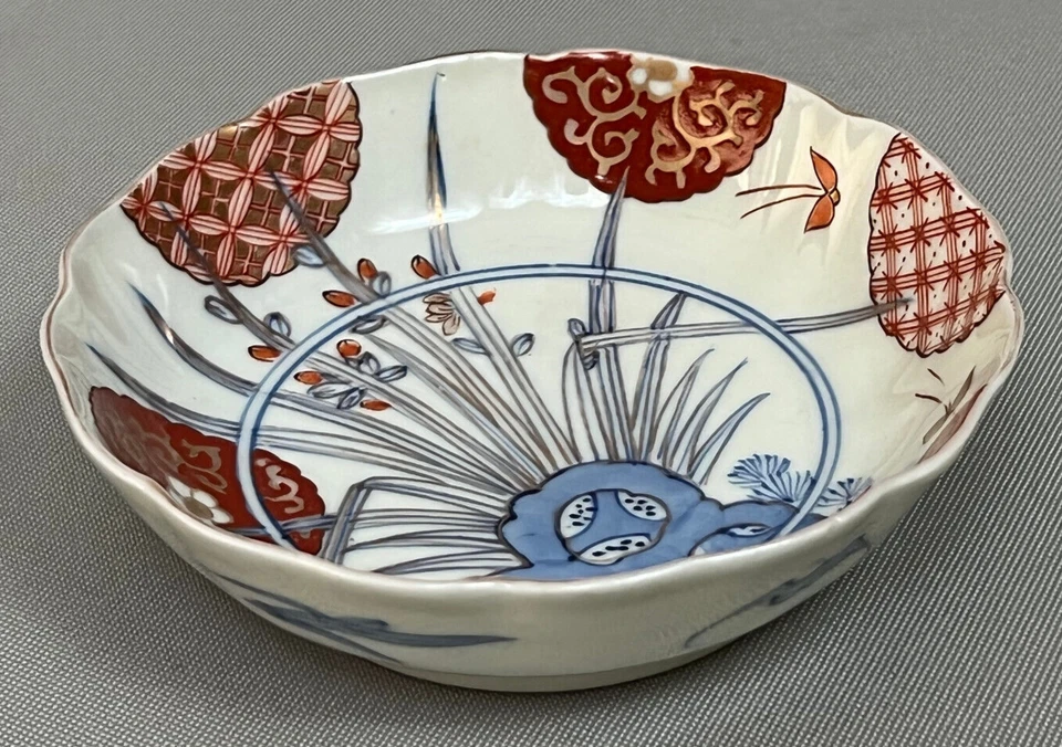 ANTIGUO CUENCO DE PORCELANA JAPONÉS AOKI - MURCIÉLAGOS, FRIJOLES, HIERRO ROJO, DORADO - MARCA FUKU. Foto 4 de 4