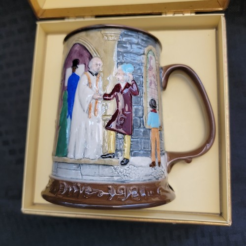 Royal Doulton Good Graces Beswick Charles Dickens Mug In Box 1981 Christmas - Picture 3 of 10