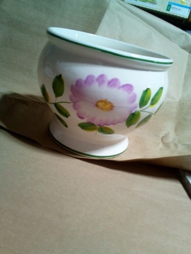 Vintage Flower Pot, Hand Painted, Made In Portugal - Picture 2 of 4