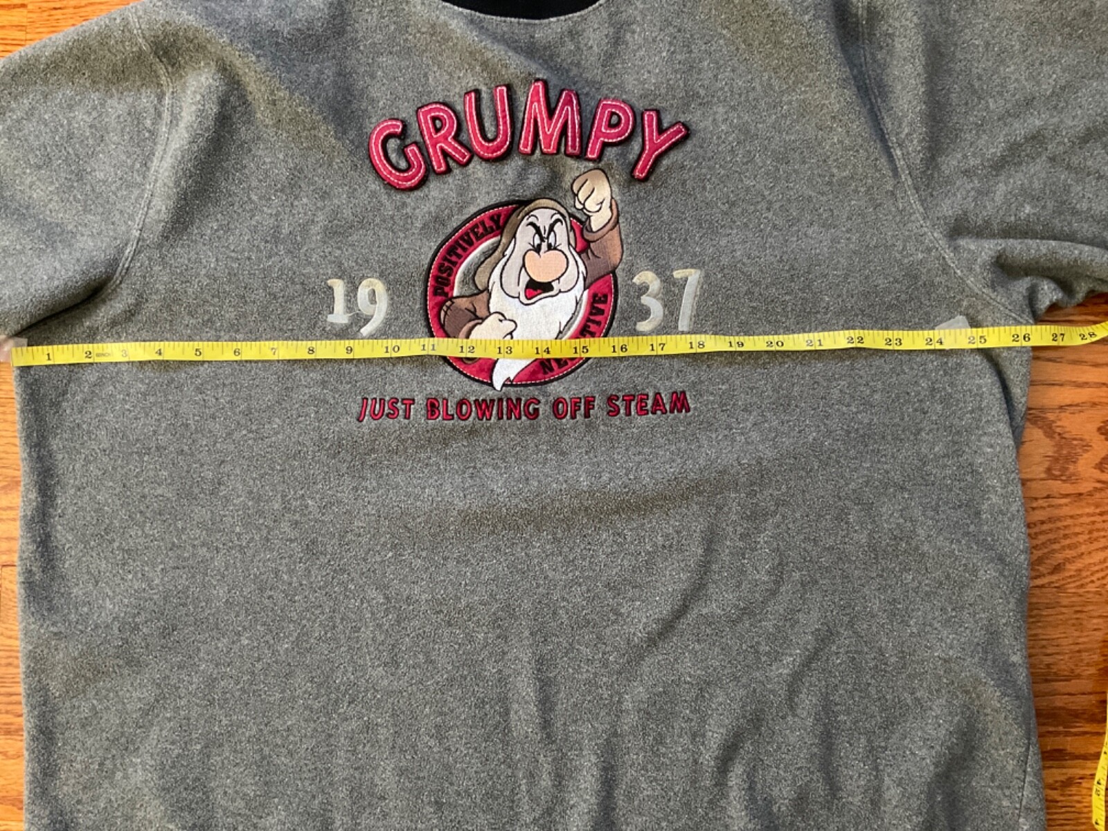 Disney Store Grumpy Sweatshirt Pullover Gray Red … - image 7
