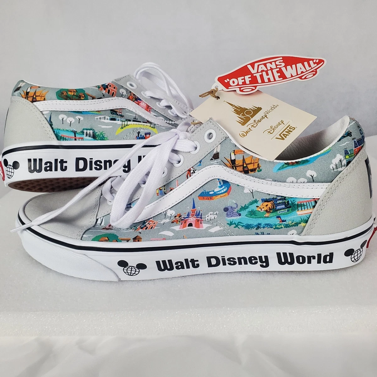 Disney old shop skool vans white