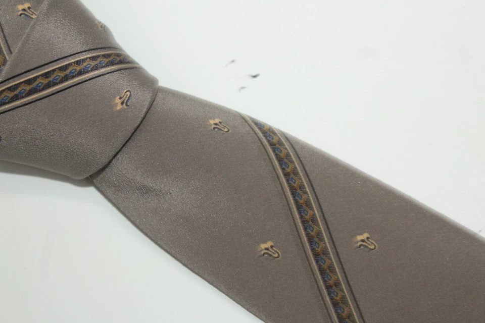 Corbata de seda GUY LAROCHE Hecha en Italia F75450 Foto 3 de 4