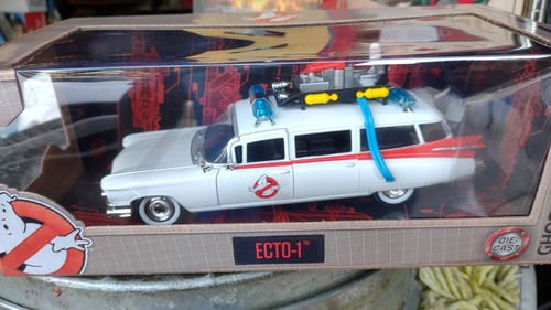 Jada Hollywood Rides 1/24 Scale Cadillac Ambulance "Ghostbusters Ecto-1" 99731 - 第 1/2 張圖片