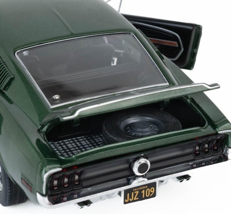 GREENLIGHT 13615 1:18 1968 FORD MUSTANG GT FASTBACK (HIGHLAND