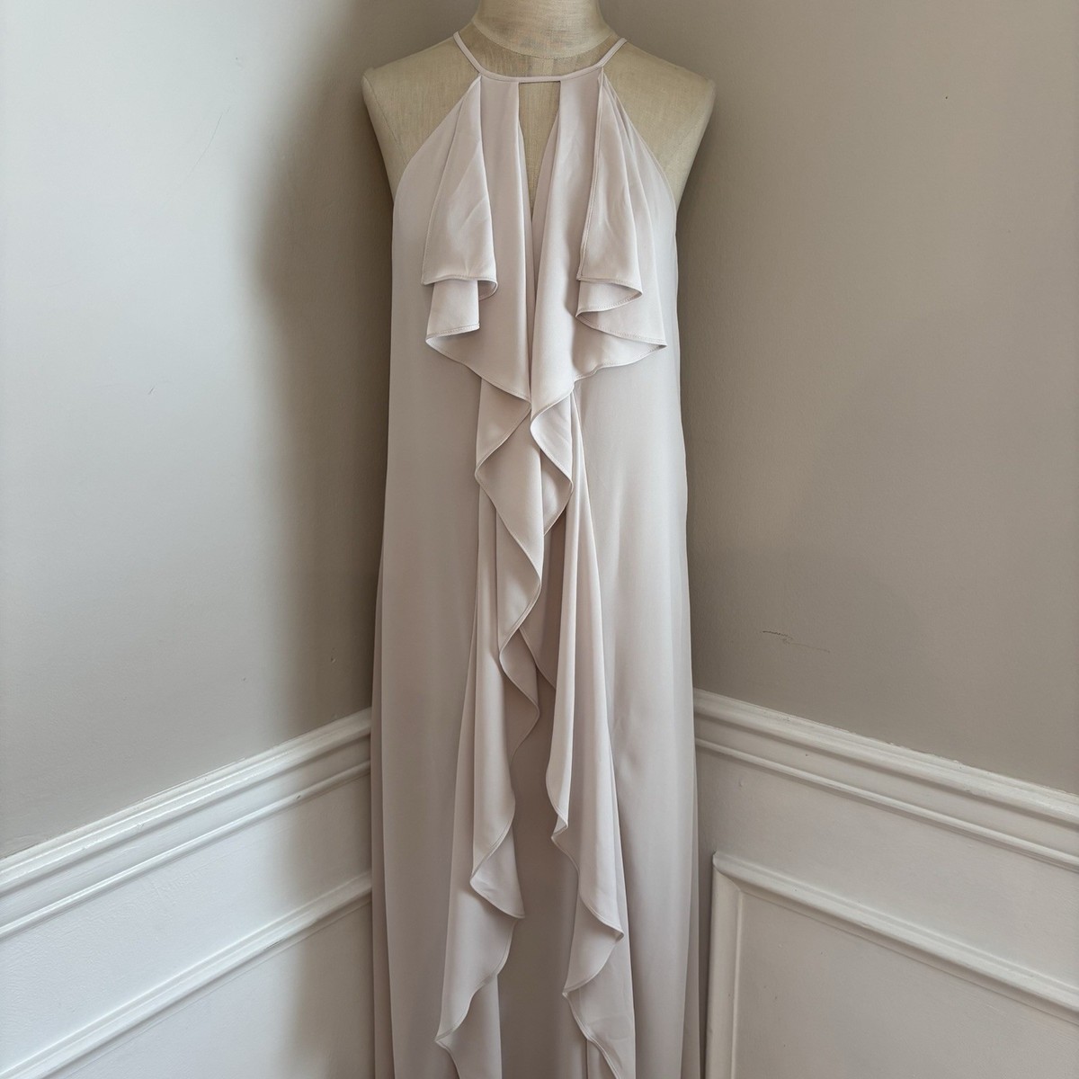 bcbg champagne halter dress Maxazria Ruffle Chiffon Gown Size XS Keyhole Octavia Designer Dramas