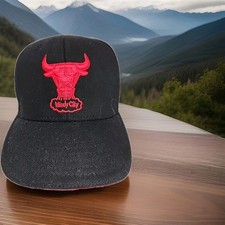 Chicago Bulls Logo Black Youth Hardwood Classics FlexFit Hat