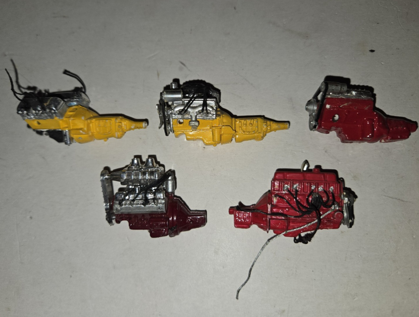 1960s 1/25 Model Car Engines Lot of 5 – Vintage Model Kit Parts - Lot A