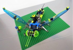 LEGO 6907 Space Insectoid Sonic Stinger Alien Insect Minifig Series