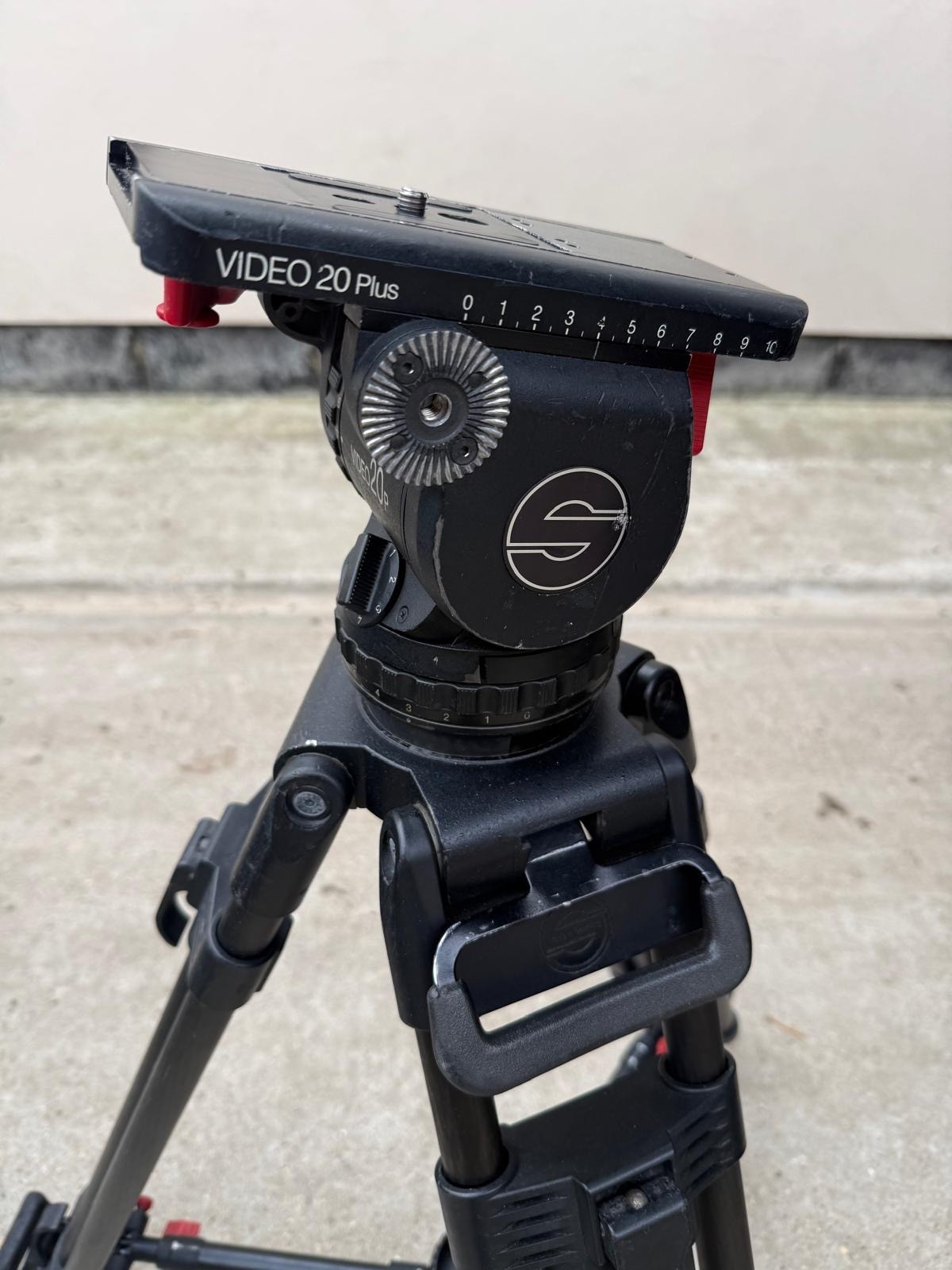 Satchler Tripod