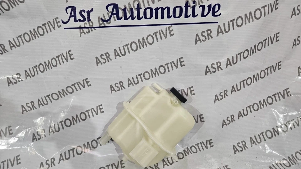 TANQUE REFRIGERANTE SUZUKI SWIFT AND CIAZ 2012 A 2022 Foto 2 de 4