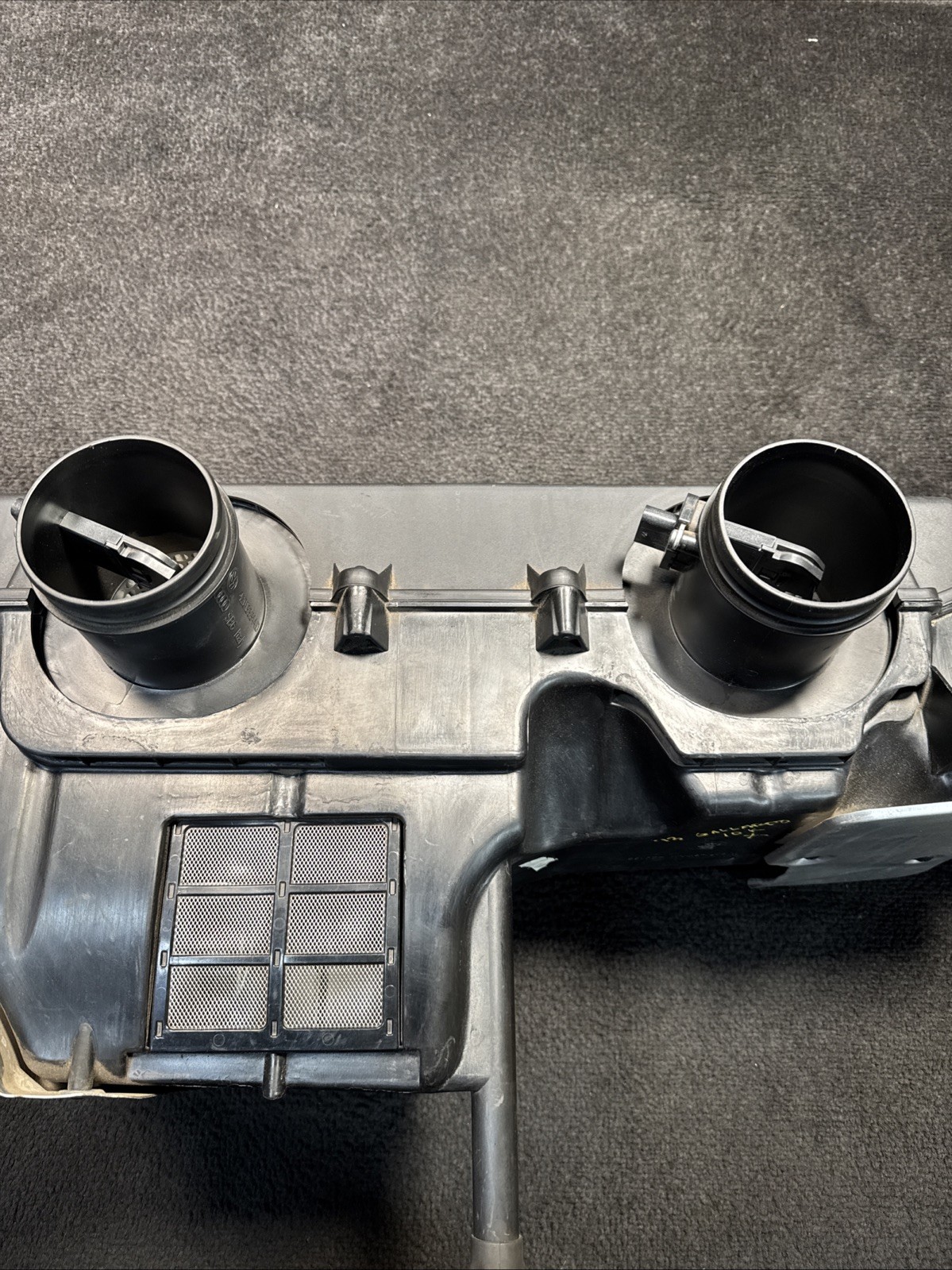2008-2015 Lamborghini Gallardo Audi R8 Air Cleaner Intake Assembly OEM 420133837