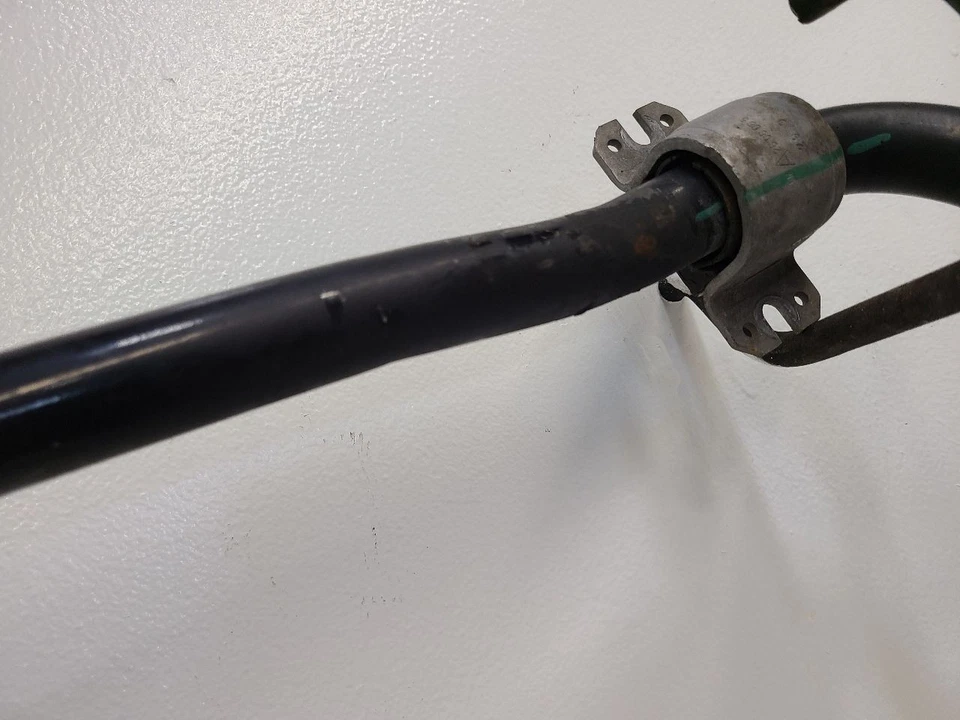 2010 2011 2012 BUICK LACROSSE  Stabilizer Bar Front Strut Package Opt Gna  Foto 3 de 4