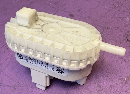 Bosch WAE24367 Waschmaschine Druckschalter B1-242B 9000188245