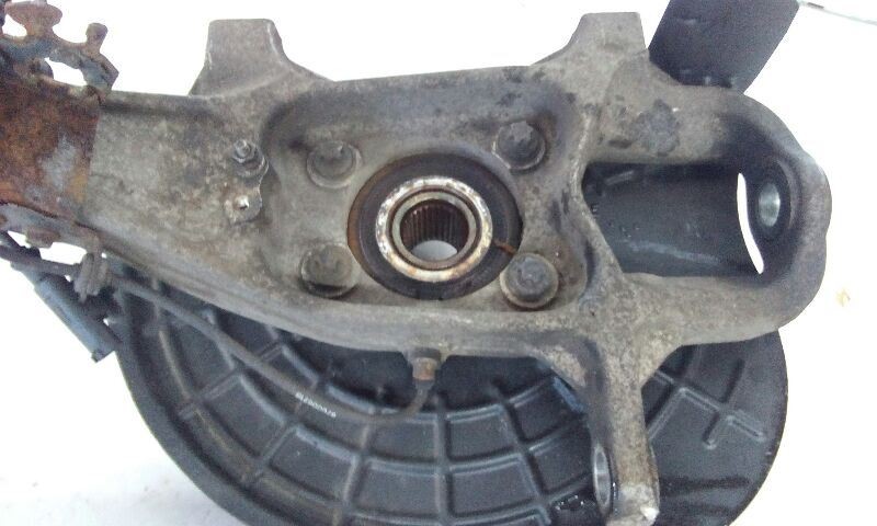 Maserati Ghibli S Q4 2016 Front Left Steering knuckle