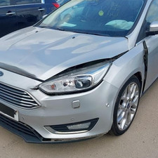 2018 FORD FOCUS MK3 PASSENGER SIDE XENON HEADLIGHT DAMGE 3 002