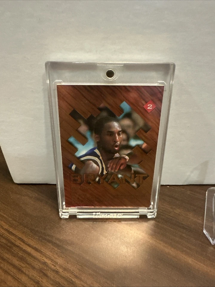 Collector's Edge #2 Kobe Bryant Hof 1997 juego pelota usada casi nuevo Foto 2 de 2