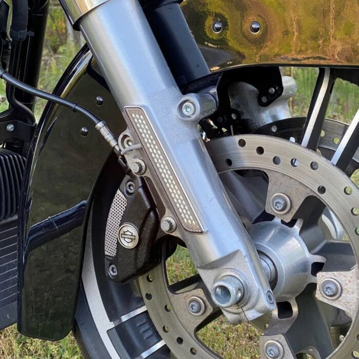 Horquilla delantera LED Custom Dynamics Lightz lente de humo cromada Harley FLH/T 14-Up Foto 3 de 4