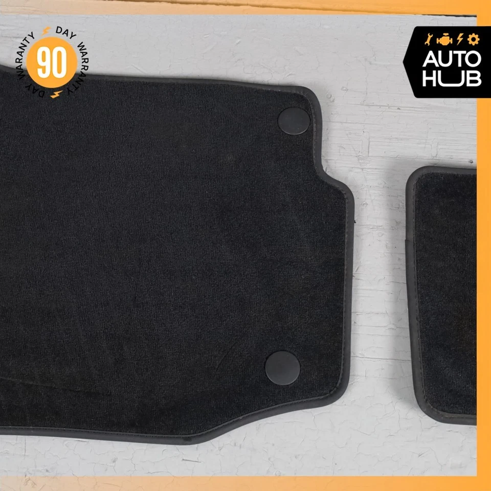 Juego de 4 alfombrillas delanteras y traseras OEM Mercedes X164 GL450 GL550 Foto 3 de 4