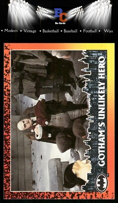 1992 Topps Batman Returns #34 Gotham's Unlikely Hero