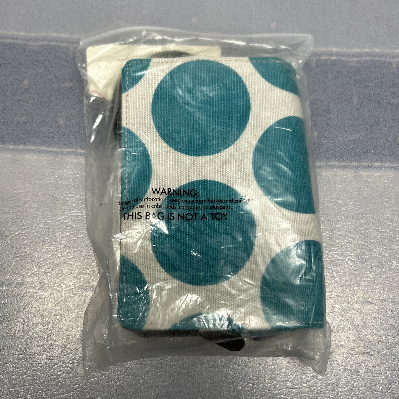 Thirty One EveryDay Wristlet 10th Anniversary Teal Mod Dot New in Bag