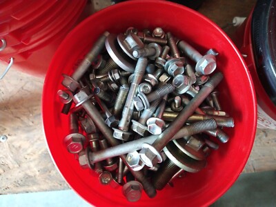 TOYOTA LEXUS ASSORTED METRIC ENGINE BOLTS USED BUCKET 10 12 14 17 19 