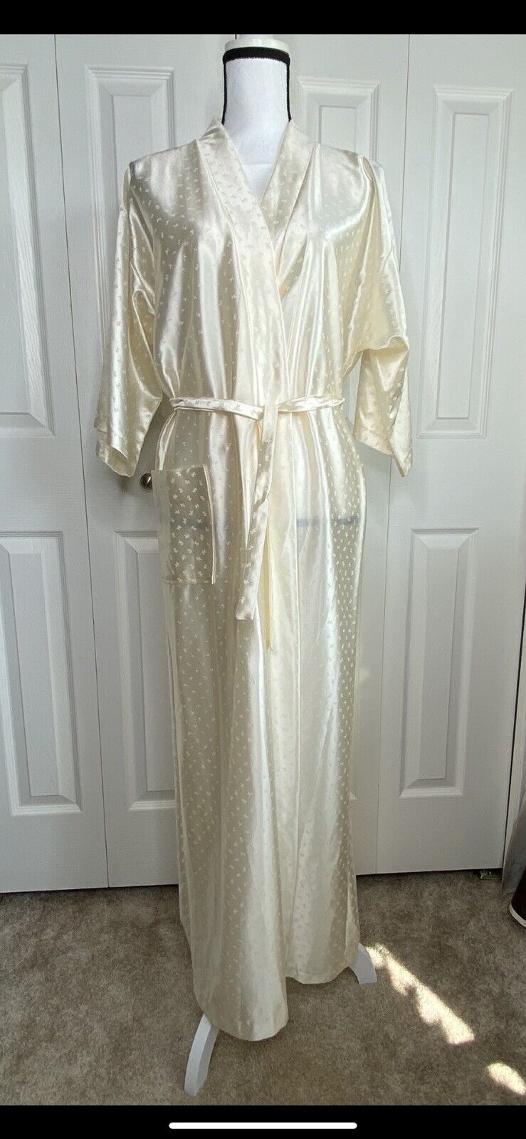 Women's Vintage Robe Full Length Ivory Floral Mad… - image 1