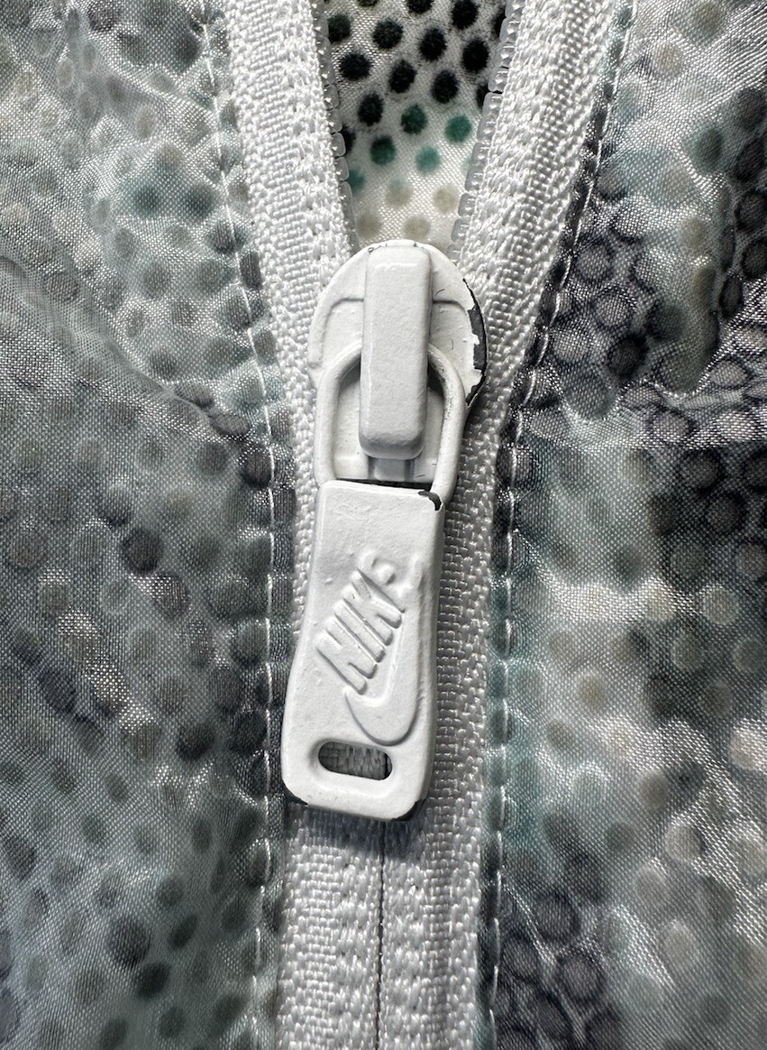 Nike Tech Hyperfuse Hooded Windrunner Jacket Wome… - image 9