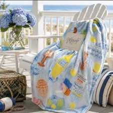 Mercato Italiano Plush Throw Blanket 60x70 NWT Lobster Beach Vacation Theme.