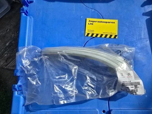 Peugeot 208 Mk1 LH Side Flash Unit. Genuine 9814464780